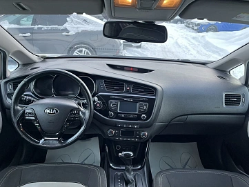 Kia Ceed, 2012г, передний привод, автомат