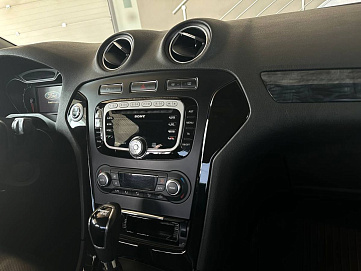 Ford Mondeo, 2012г, передний привод, робот