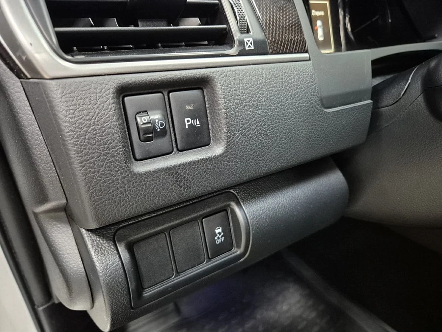Toyota Camry, 2017г., передний привод, автомат