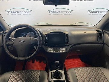 Hyundai Elantra, 2008г, передний привод, механика