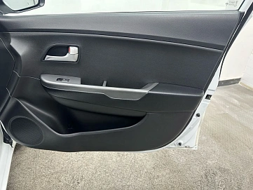 Kia Rio, 2016г, передний привод, механика