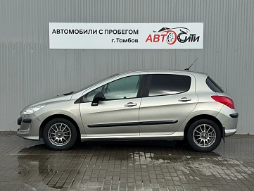 Peugeot 308, 2008г, передний привод, механика