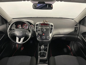 Kia Ceed, 2010г, передний привод, механика
