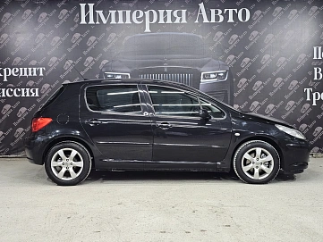 Peugeot 307, 2006г, передний привод, автомат