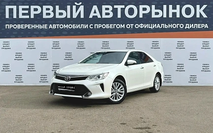 Toyota Camry, 2016г, передний привод, автомат