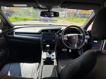 Honda Civic, 2018г, передний привод, вариатор
