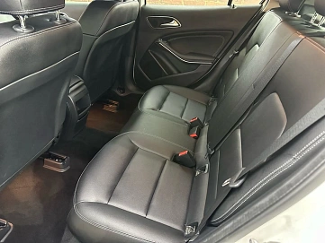 Mercedes-Benz , 2019г., полный привод, робот