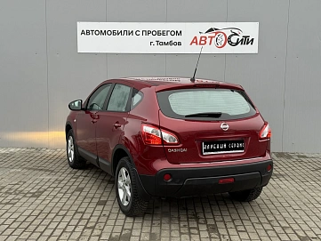 Nissan Qashqai, 2013г, передний привод, вариатор