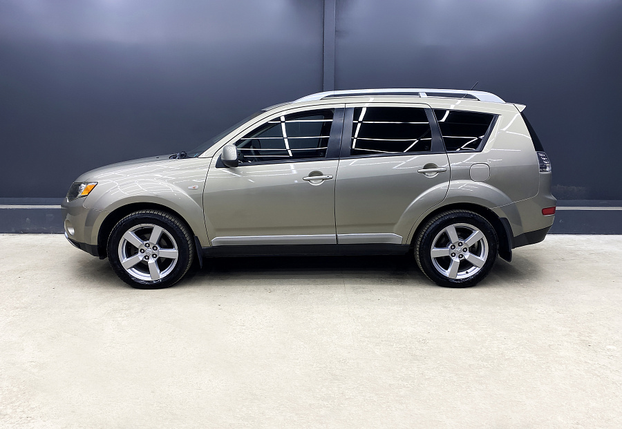 Mitsubishi Outlander, 2008г., полный привод, автомат