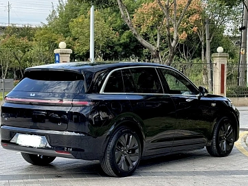 LiXiang L7, 2024г, полный привод, автомат