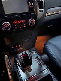 Mitsubishi Pajero, 2014г, полный привод, автомат