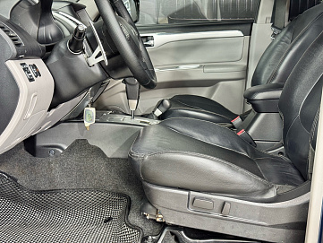 Mitsubishi Pajero Sport, 2010г, полный привод, автомат