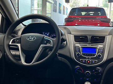 Hyundai Solaris, 2013г, передний привод, автомат