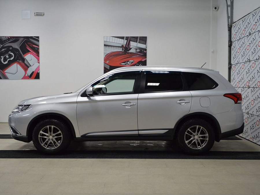 Mitsubishi Outlander, 2015г., полный привод, вариатор