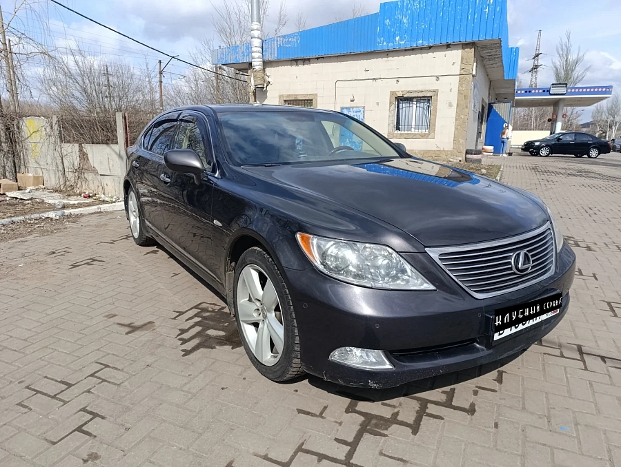 Lexus LS, 2008г., задний привод, автомат
