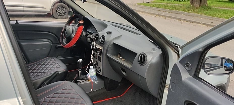 Renault Logan, 2006г, передний привод, механика