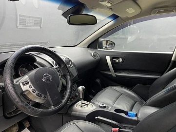 Nissan Qashqai, 2008г, передний привод, вариатор