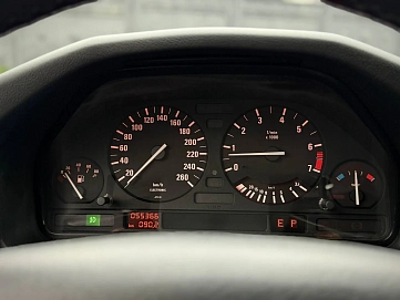 BMW 5 серии, 1995г, задний привод, автомат