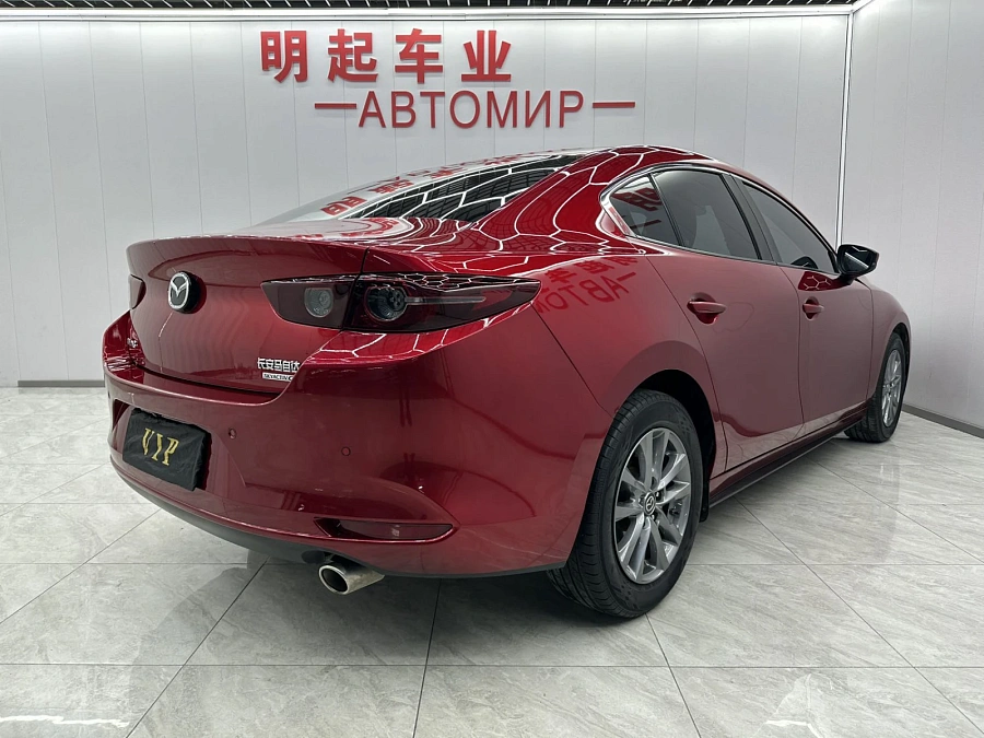 Mazda 3, 2021г., передний привод, автомат