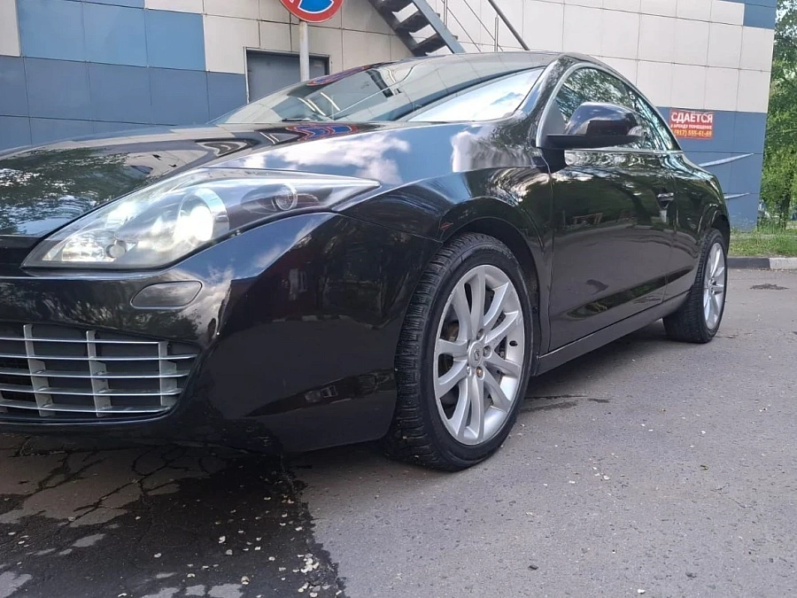 Renault Laguna, 2011г., передний привод, автомат