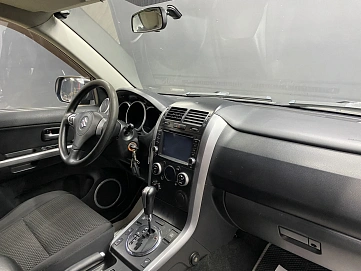 Suzuki Grand Vitara, 2011г, полный привод, автомат
