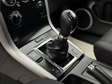 Suzuki Grand Vitara, 2013г, полный привод, механика