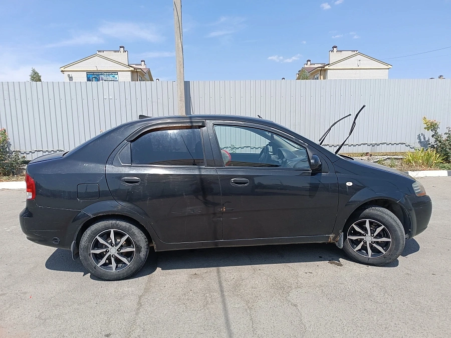 Chevrolet Aveo, 2006г., передний привод, механика