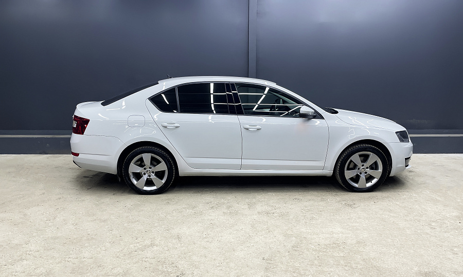 Skoda Octavia, 2016г., передний привод, робот