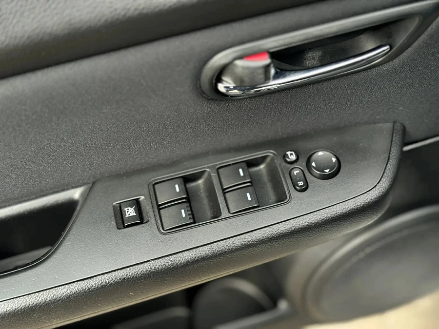 Mazda 6, 2011г., передний привод, автомат