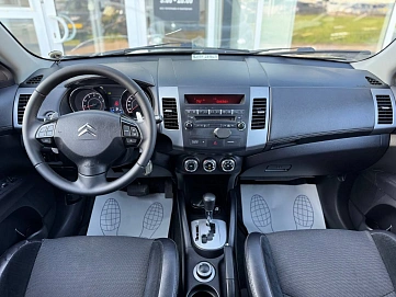 Citroen C-Crosser, 2011г, полный привод, вариатор