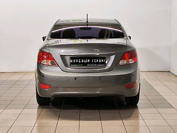 Hyundai Solaris, 2012г, передний привод, автомат