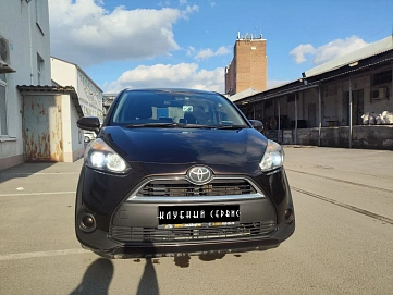 Toyota Sienta, 2016г, передний привод, вариатор