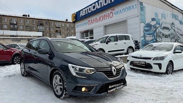 Renault Megane, 2019г., передний привод, робот