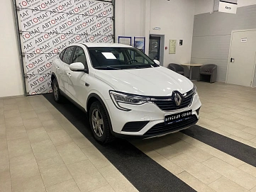 Renault Arkana, 2019г, передний привод, вариатор