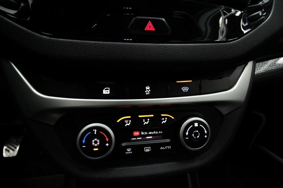 Lada (ВАЗ) Vesta, 2020г., передний привод, механика