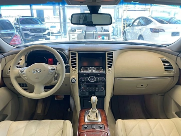 Infiniti , 2011г., полный привод, автомат