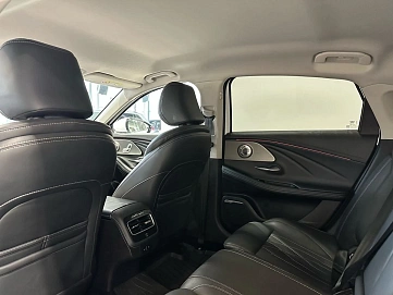 Chery Arrizo 8, 2023г, передний привод, робот