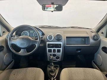 Renault Logan, 2008г, передний привод, механика