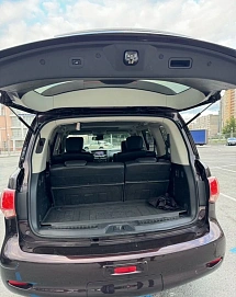 Infiniti QX56, 2010г, полный привод, автомат