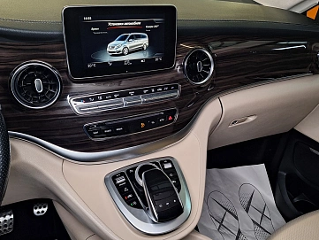 Mercedes-Benz V-Класс, 2019г, полный привод, автомат