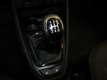 Lada (ВАЗ) Vesta, 2023г, передний привод, механика