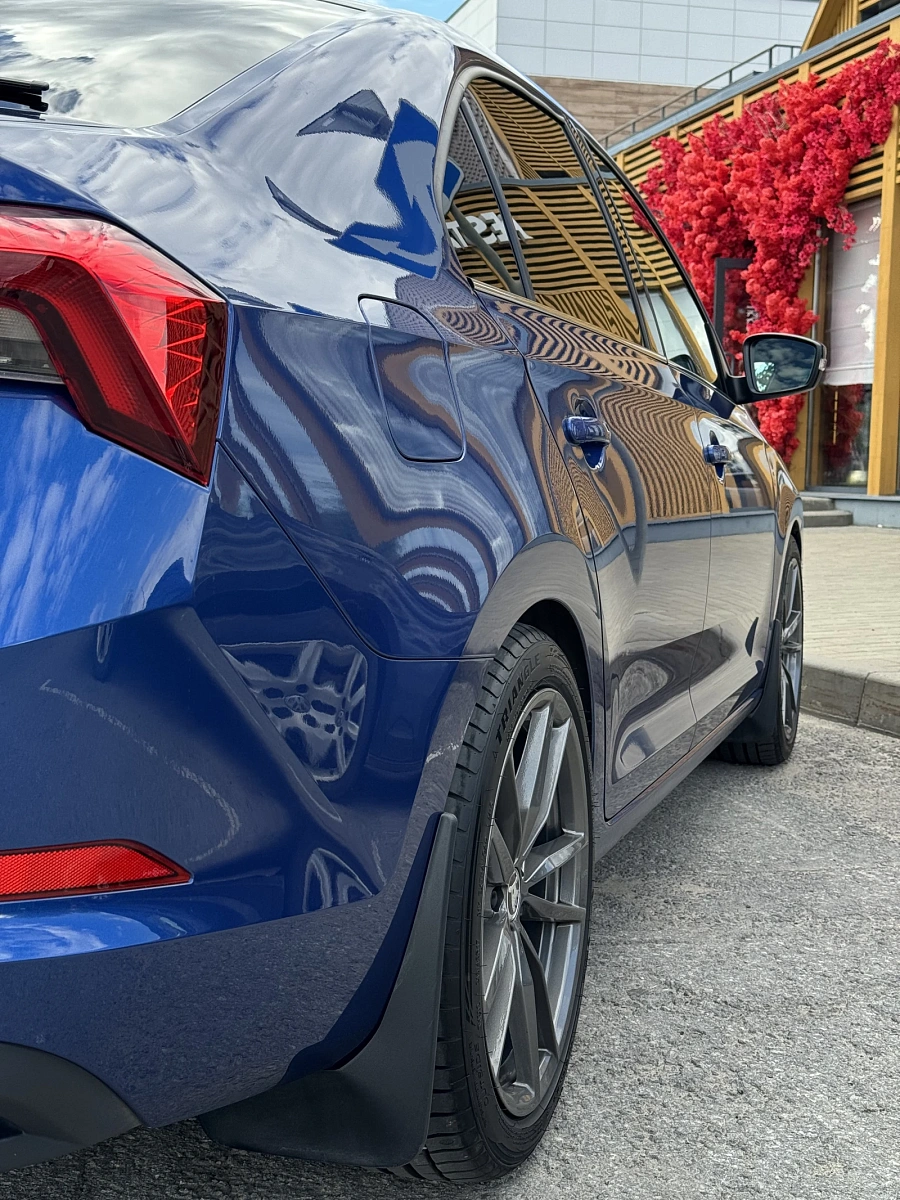 Skoda Rapid, 2021г., передний привод, автомат