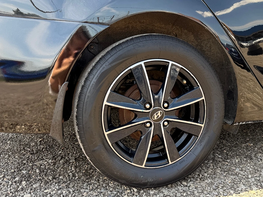 Hyundai Solaris, 2016г., передний привод, автомат
