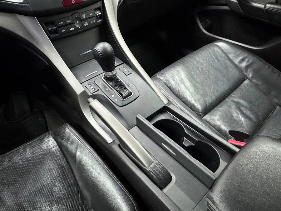 Honda Accord, 2008г., передний привод, автомат