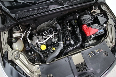 Renault Arkana, 2019г, передний привод, вариатор