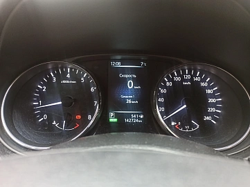 Nissan X-Trail, 2016г, полный привод, вариатор