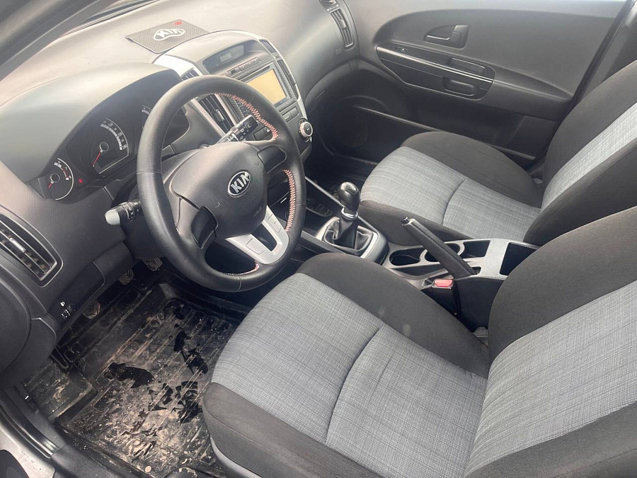Kia Ceed, 2010г., передний привод, механика