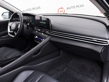 Hyundai Elantra, 2023г, передний привод, вариатор