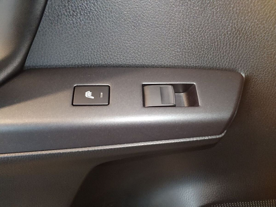 Toyota , 2019г., передний привод, автомат