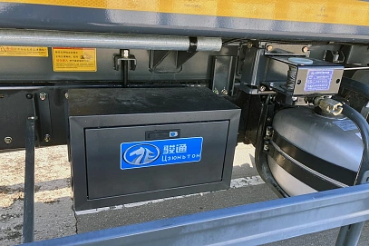 FAW J6 CA3250, 2024г, Задний привод, Механическая